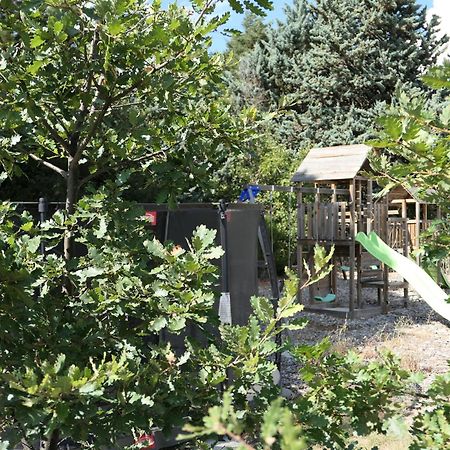 La Grisonne - Gite Nordine Revest-du-Bion Exterior foto